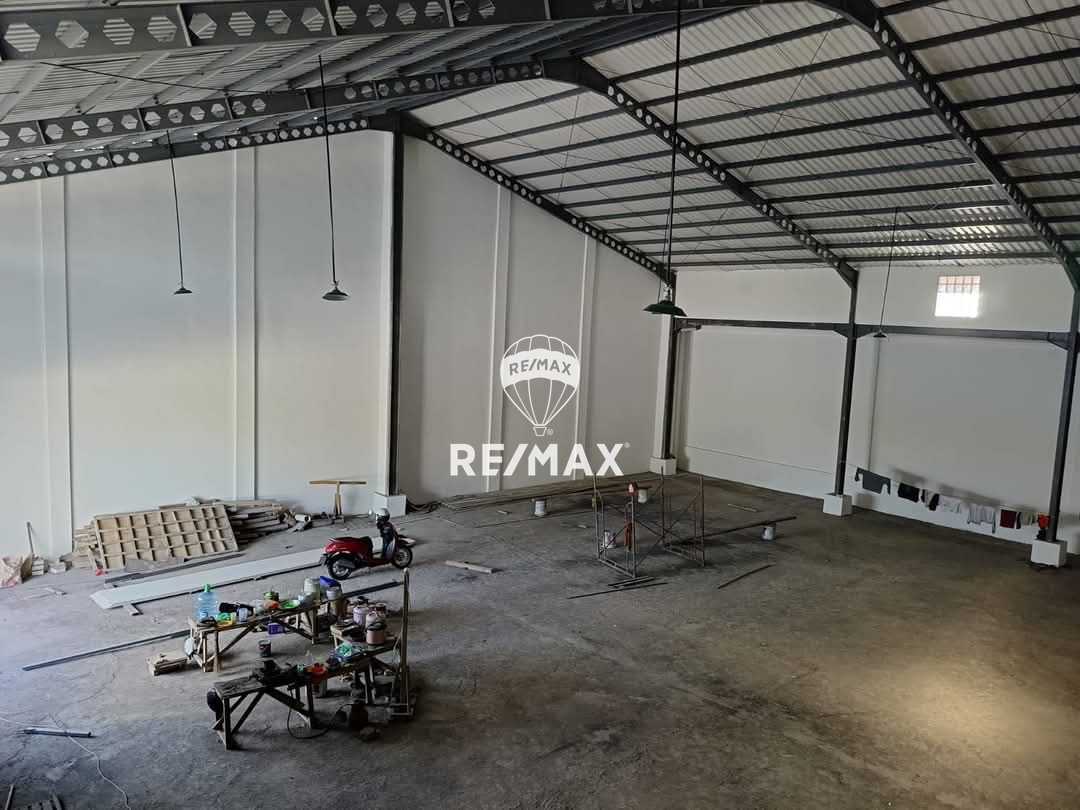 Dijual gudang dan kantor Mahendradata Denpasar barat
